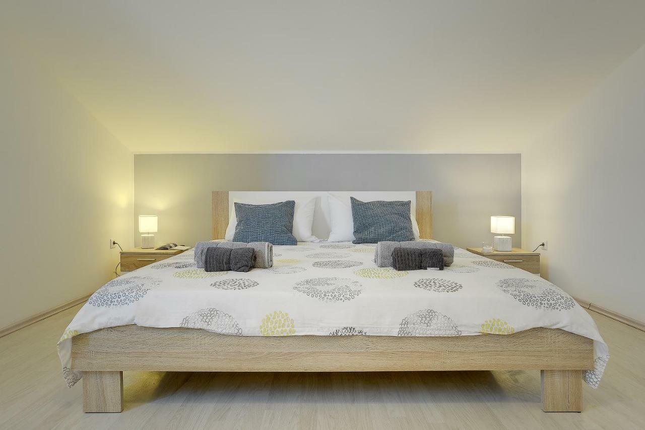 Apartment Niko Пула Екстер'єр фото