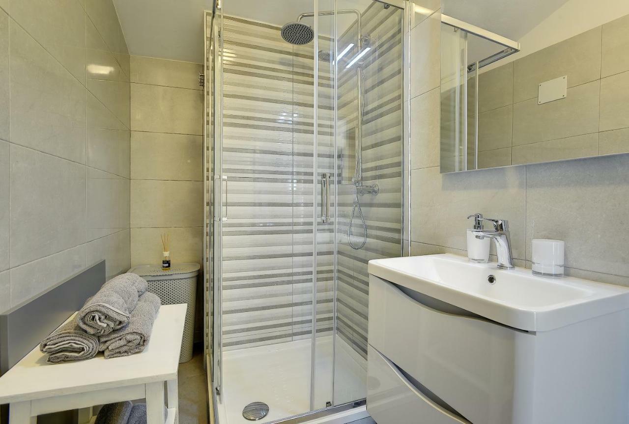 Apartment Niko Пула Екстер'єр фото